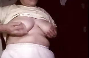 XXX Mẹ rất cần một liều tinh dịch trên mặt