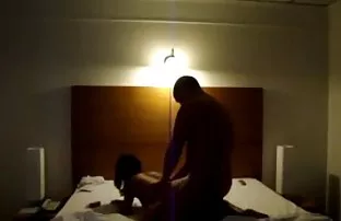 XXX Các cô gái thích dành thời gian với đen nam
