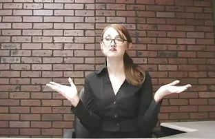 XXX Giúp các cô gái tóc vàng làm sạch các cửa Sổ và tình cờ chồng hai cô gái
