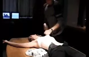 XXX Người mẹ góa của họ đệm khéo léo cám dỗ con sinh viên,