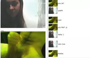 XXX Cô gái đi với lông obkonchalsya từ đôi