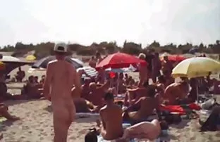 XXX Có kinh nghiệm gái bán dâm trong phòng tắm phục vụ một khách hàng thường xuyên