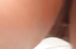 XXX Người phụ nữ trẻ đẹp người cho phép ngọt ngào để gái của mình