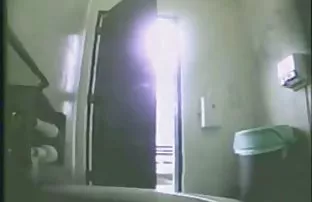 XXX Các người mua quá trình các nhân viên bán hàng đồ lót