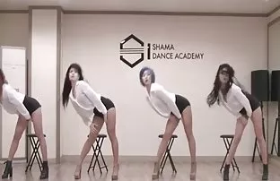 XXX Người chồng, bác sĩ trị liệu dần dần thay đổi từ chân hậu môn