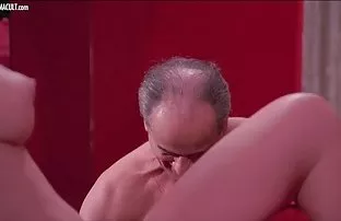 XXX Người phụ nữ lớn