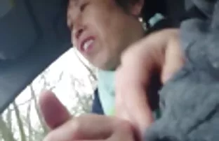 XXX Cô gái châu á với bạn cùng phòng của cô
