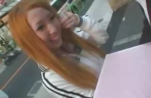 XXX Đám cưới cô gái tóc vàng trong bí mật từ chồng tình yêu