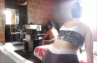 XXX Slim chuộc hậu môn
