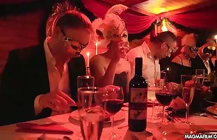 XXX Lý bảo hiểm đảm bảo mông cô gái châu Á, da đen,